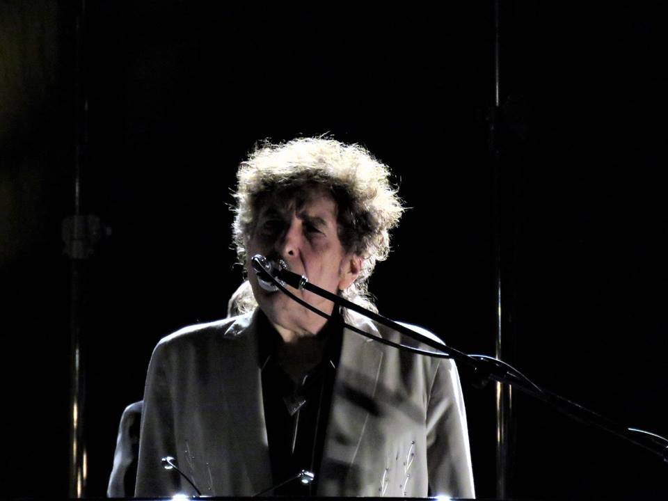 April, 2018 - Bob Dylan in Rome - 12 Amazing Photographs ...